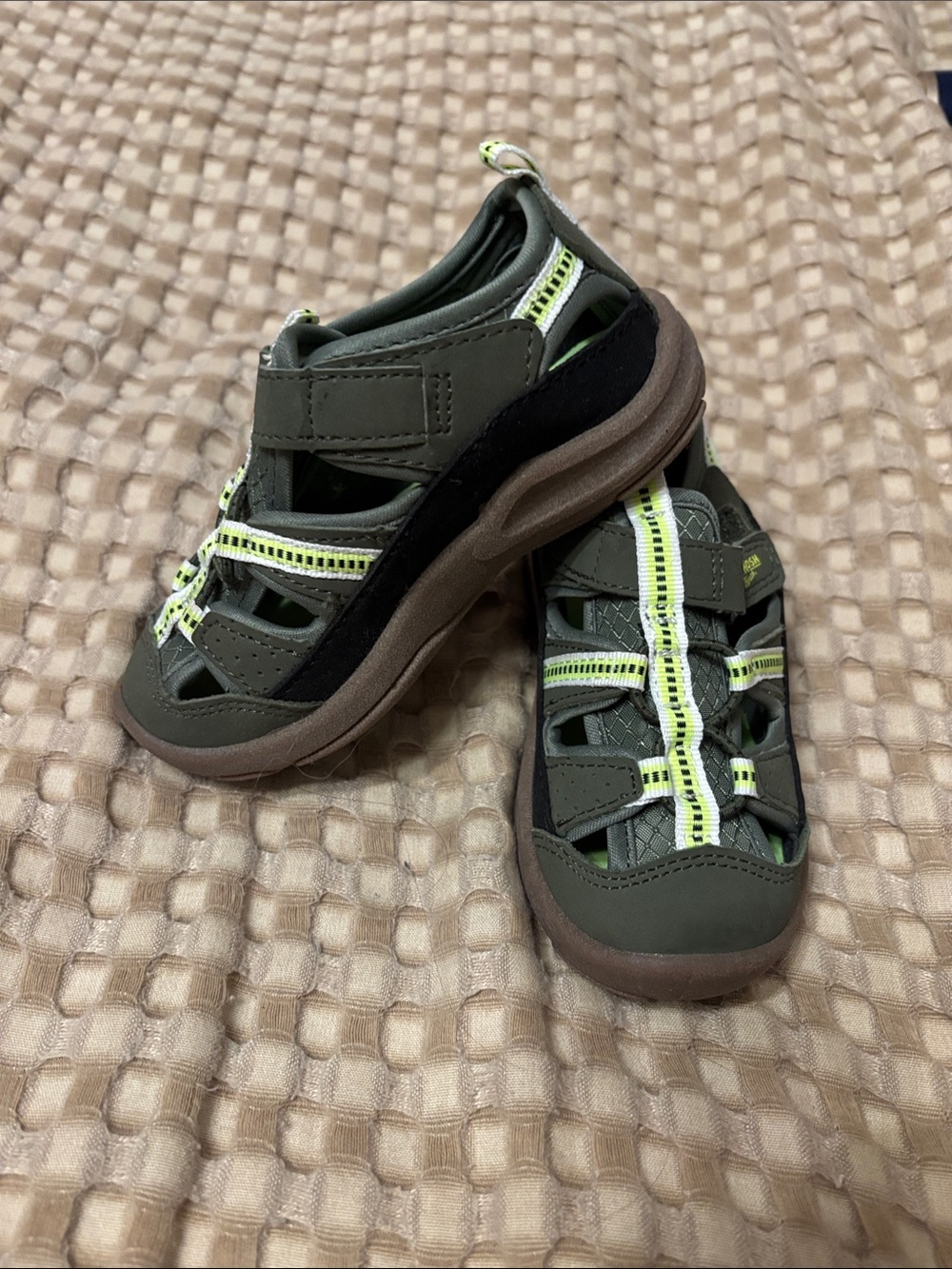 OshKosh B'gosh Olive Green and Neon Yellow Kids Sport Sandals